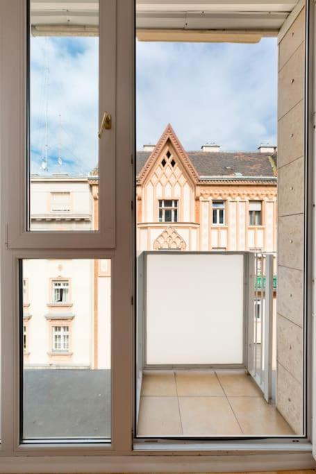Acacia City Center Apartment Budapest Bagian luar foto